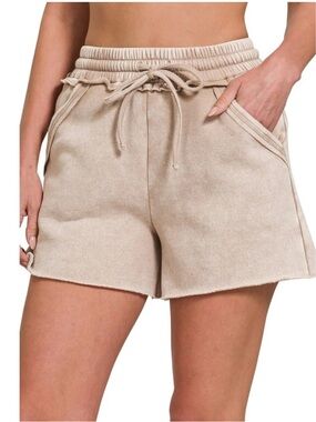 NWOT Zenana Acid Washed Fleece Lined Shorts Size L